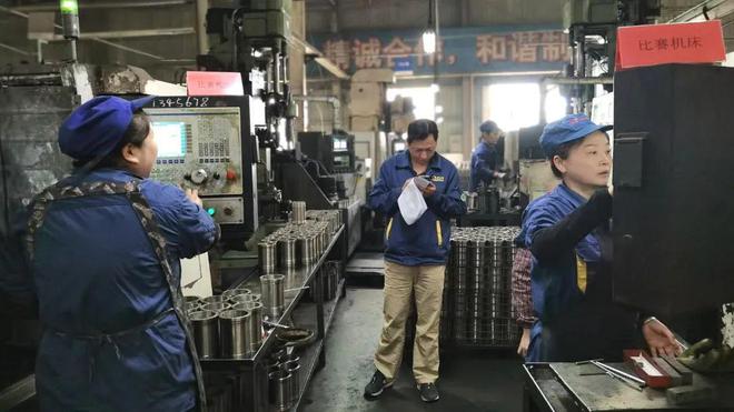 學(xué)無(wú)止境，勞動(dòng)光榮——白兔湖五一職工技能大賽量具比拼紀(jì)實(shí)